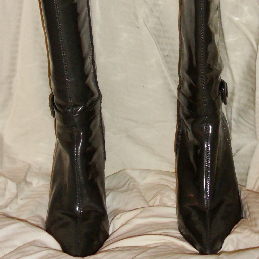 Nine West Grey Patent Leather Boots